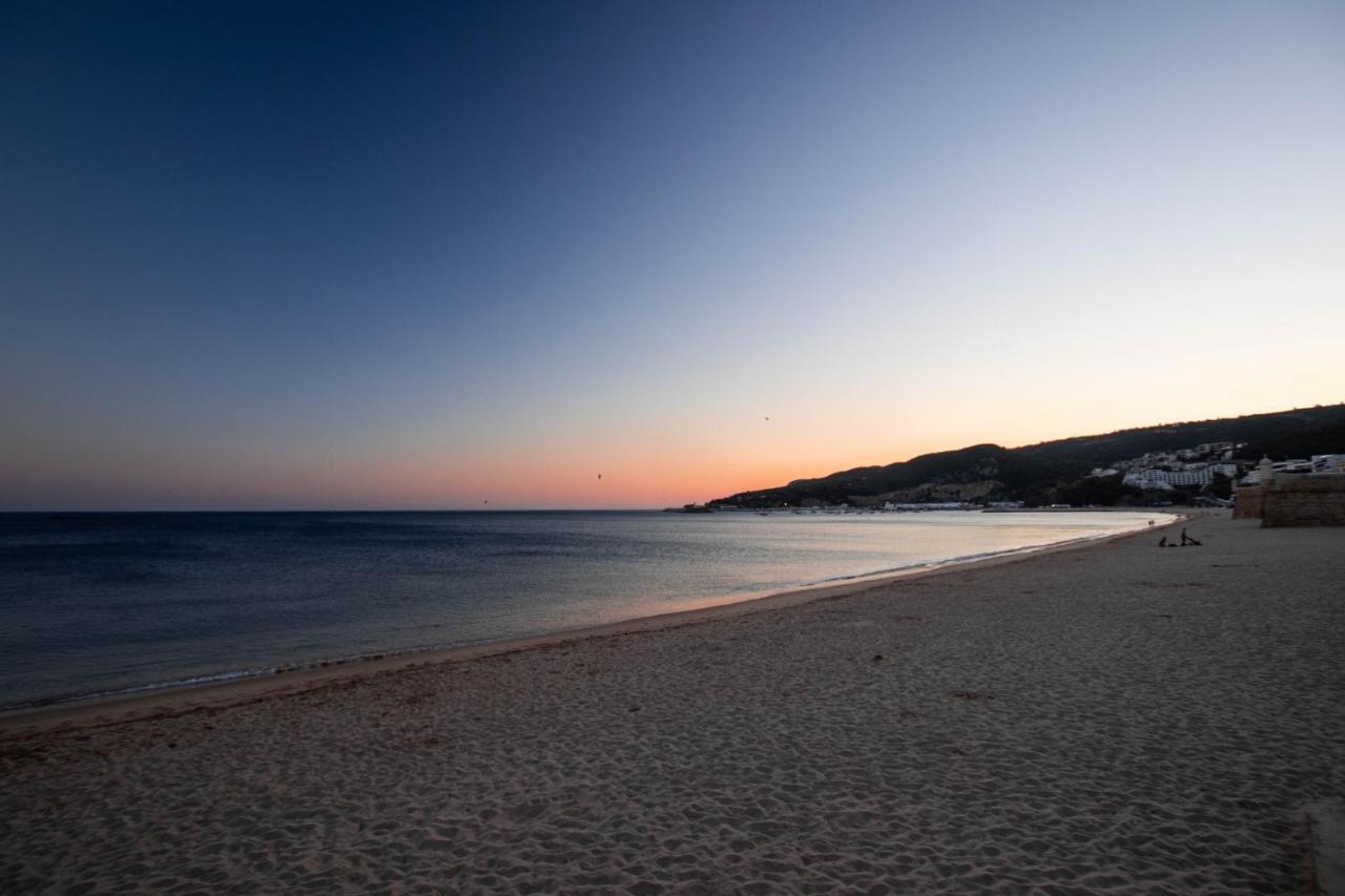 Lovely Sea View Apartment Sesimbra Bagian luar foto