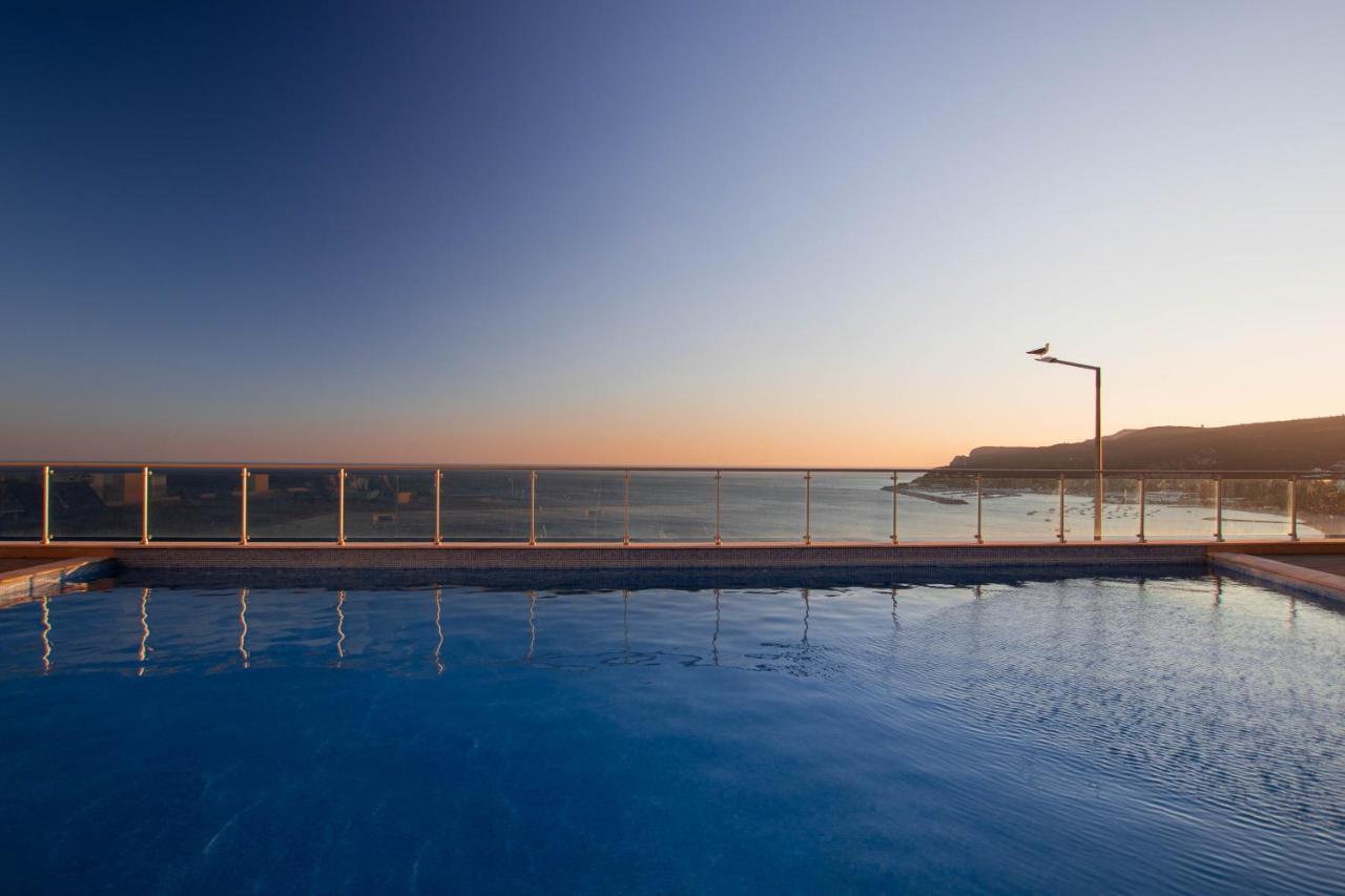 Lovely Sea View Apartment Sesimbra Bagian luar foto